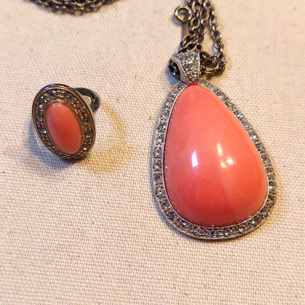 2 piece Avon jewelry
